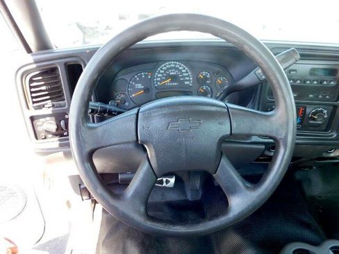 Used 2006 Chevrolet Silverado 2500 W/T image 14