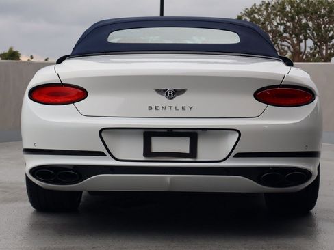 Used 2024 Bentley Continental GT Mulliner image 11