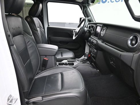 Used 2022 Jeep Wrangler Unlimited Sahara w/ Cold Weather Group image 7