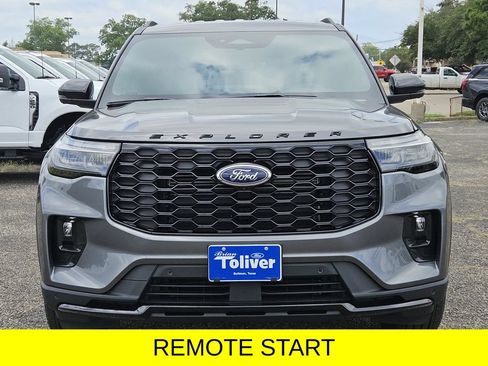 New 2026 Ford Explorer ST-Line RWD image 3