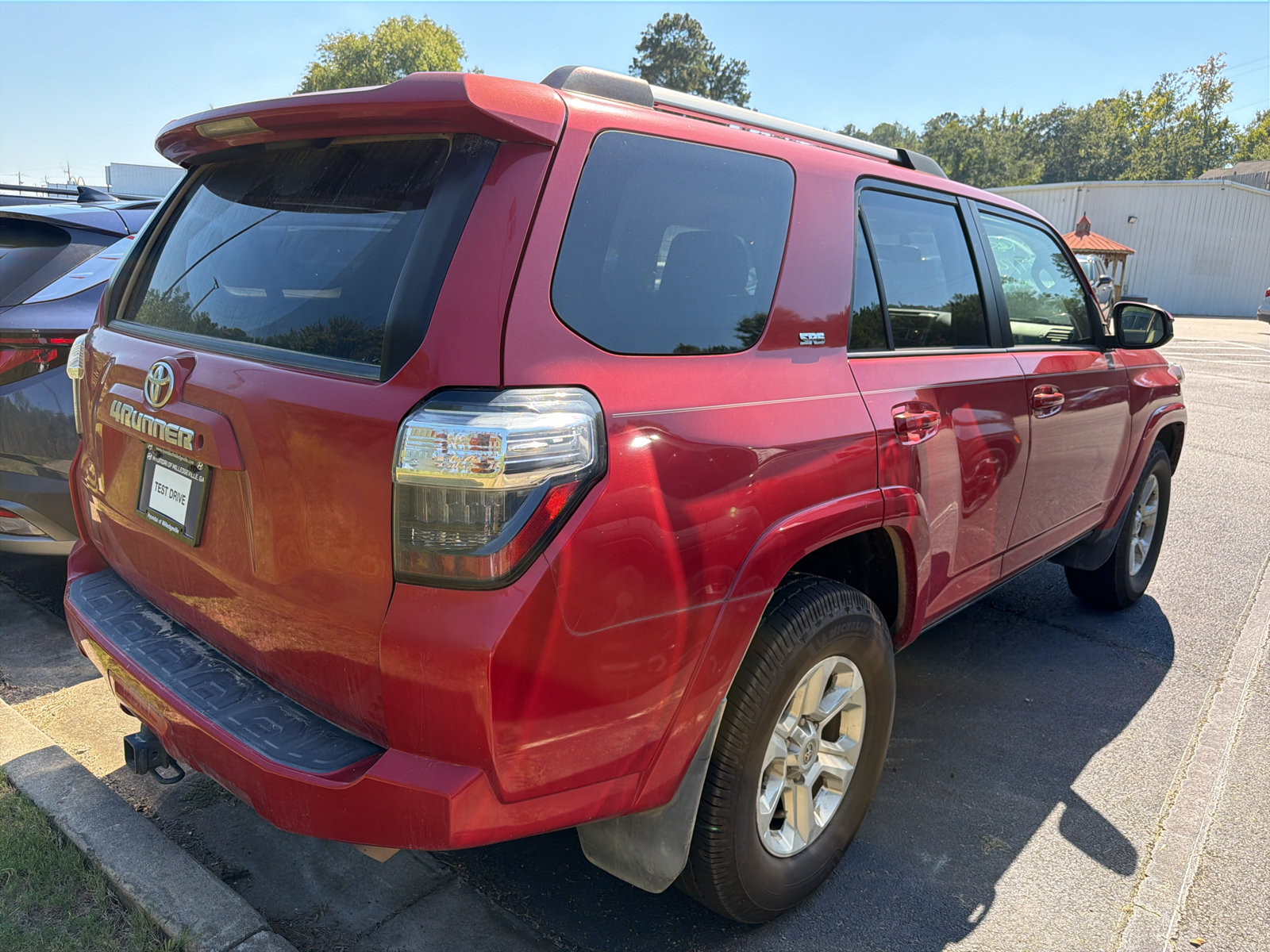 Used 2019 Toyota 4Runner SR5 RWD image 3