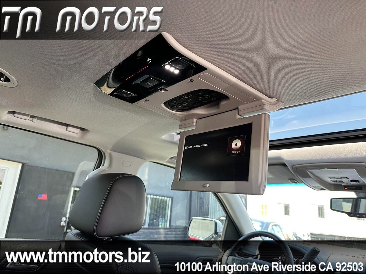 Used 2015 GMC Yukon XL SLT w/ Open Road Package RWD image 9