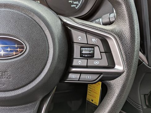 Used 2022 Subaru Forester Base image 16