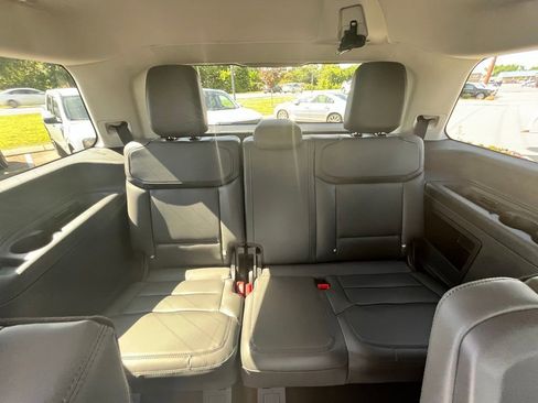 New 2026 Ford Expedition Active RWD image 13