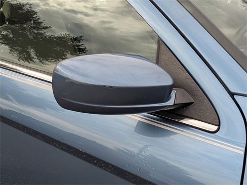 Used 2011 Chrysler 200 Touring image 11