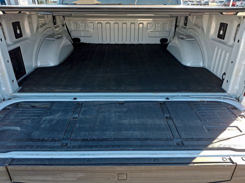 Used 2022 Ford F150 Lariat w/ Equipment Group 502A High image 29