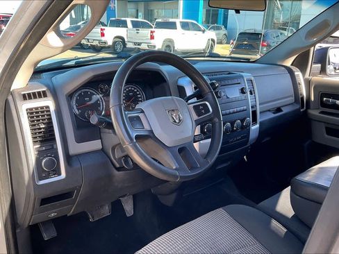 Used 2011 RAM 1500 Classic SLT image 17