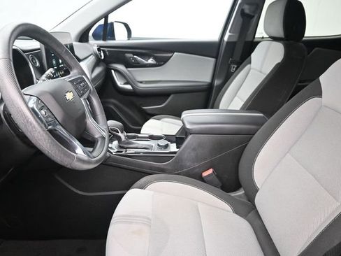 Used 2023 Chevrolet Blazer LT FWD image 16