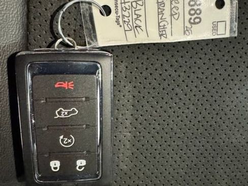 New 2025 Jeep Grand Cherokee Altitude image 39