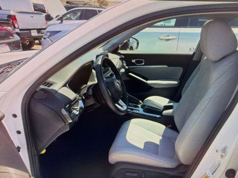 Used 2025 Acura Integra FWD image 7