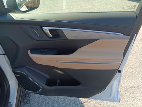 New 2026 Buick Enclave Preferred image 18