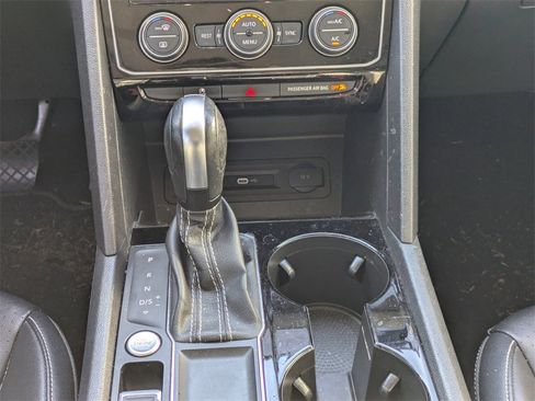 Used 2021 Volkswagen Atlas SEL image 20