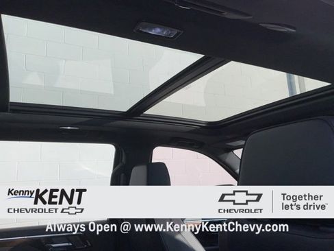 Used 2026 Chevrolet Suburban High Country w/ Sun And Tow Package image 14