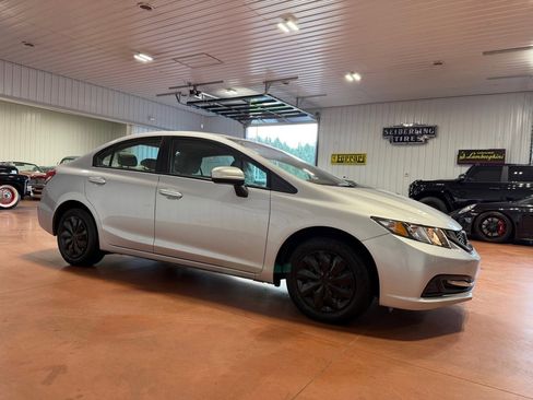 Used 2014 Honda Civic LX image 8