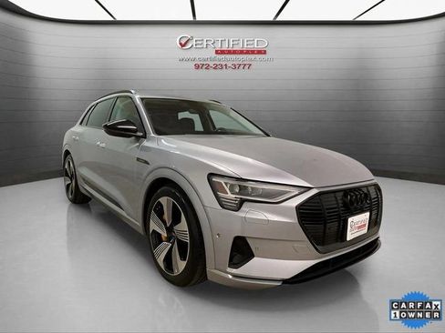 Used 2023 Audi e-tron Premium Plus image 8
