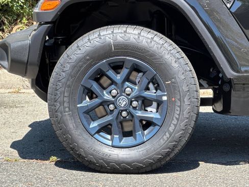New 2026 Jeep Wrangler Unlimited Sport AWD/4WD image 24