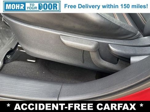 Used 2018 Nissan Kicks SR w/ Premium Package image 12