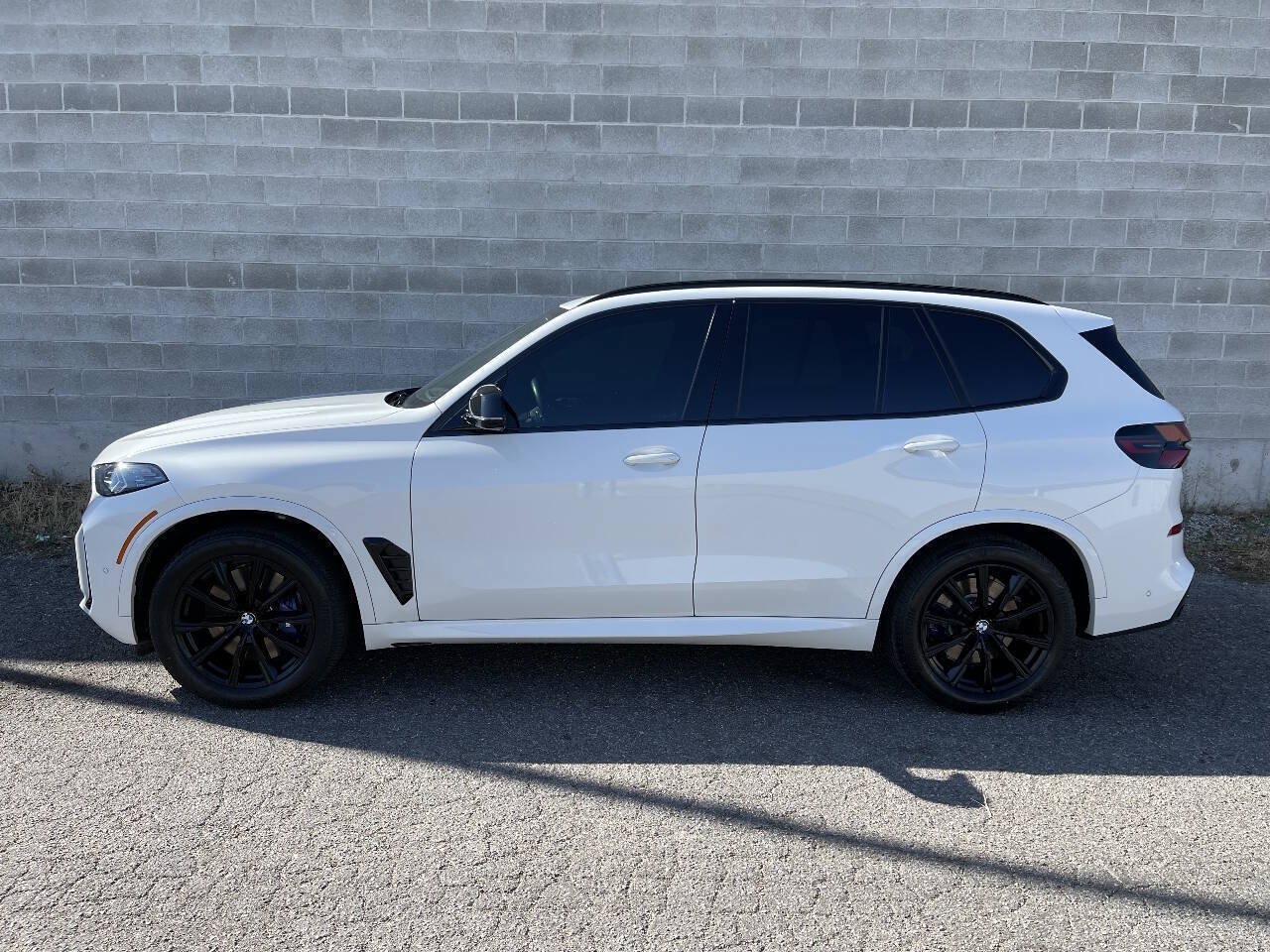 Used 2026 BMW X5 M60i AWD/4WD image 32