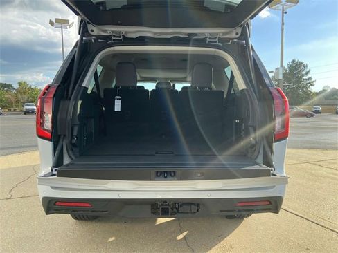 New 2025 Ford Expedition Max Active image 8