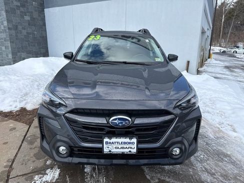 Used 2023 Subaru Outback Premium image 10