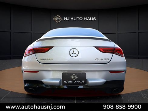 Used 2022 Mercedes-Benz CLA 35 AMG 4MATIC image 9