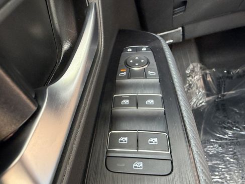 Used 2026 Nissan Kicks SR w/ Cold Weather Package AWD/4WD image 28