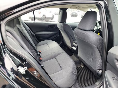 Used 2023 Toyota Corolla LE image 14