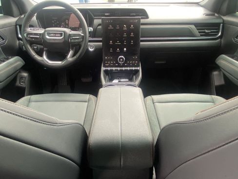 Used 2026 GMC Terrain AT4 w/ Convenience Package III AWD/4WD image 16