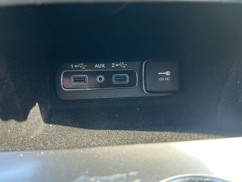 Used 2018 Jeep Grand Cherokee Altitude AWD/4WD image 57