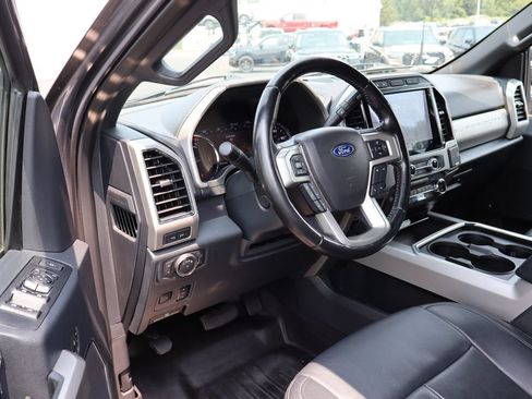 Used 2022 Ford F250 Lariat w/ Lariat Ultimate Package AWD/4WD image 4