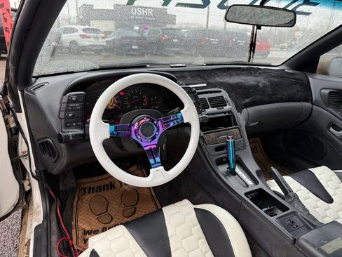 Used 1993 Nissan 300ZX Hatchback image 7