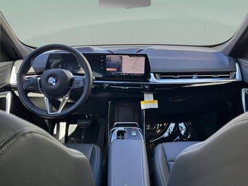 Used 2026 BMW X1 xDrive28i w/ Technology Package image 8