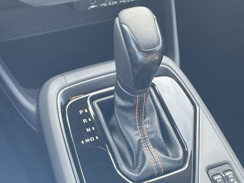 New 2025 Subaru Crosstrek 2.5i Limited w/ Crosstrek Mirror Package image 16