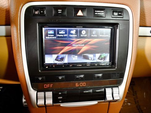 Used 2008 Porsche Cayenne GTS image 31