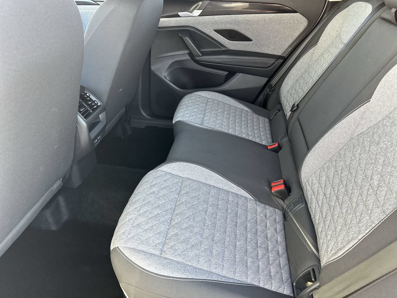 Certified 2026 Volkswagen Tiguan S FWD image 14