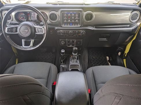 Certified 2022 Jeep Wrangler Unlimited Sahara w/ Cold Weather Group image 11