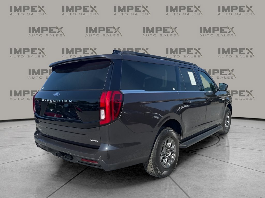 Used 2025 Ford Expedition Max Active RWD image 5