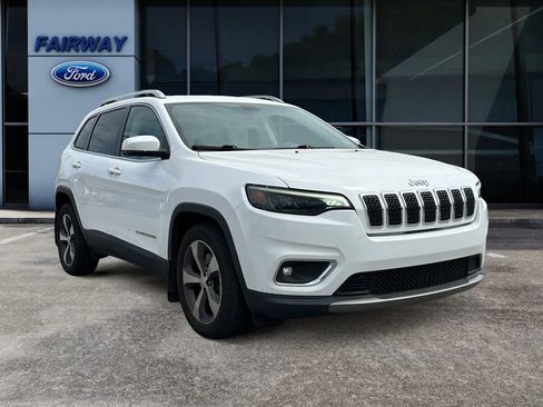Used 2019 Jeep Cherokee Limited image 2
