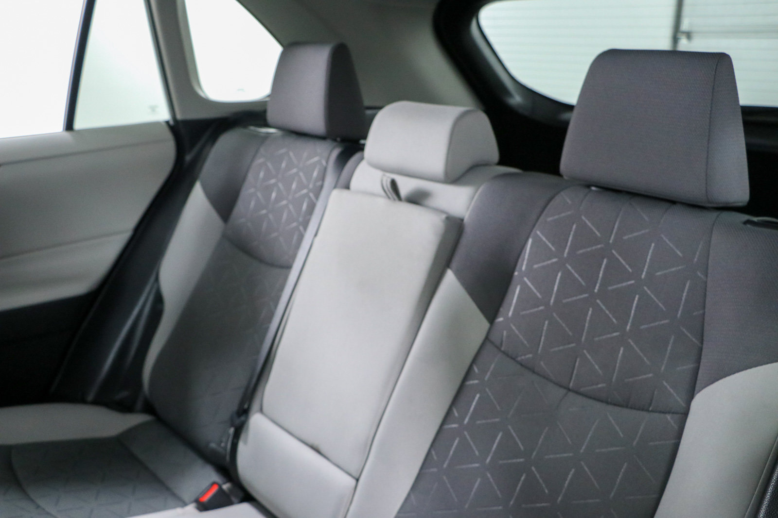 Used 2022 Toyota RAV4 XLE FWD image 24