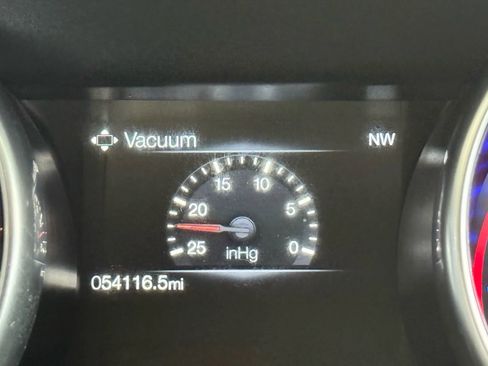 Used 2018 Ford Mustang GT Premium image 14