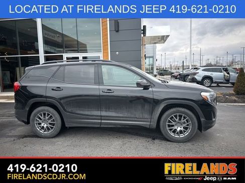 Used 2020 GMC Terrain SLE w/ Driver Convenience Package image 30