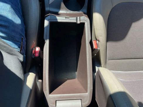 Used 2013 Hyundai Tucson GLS image 50