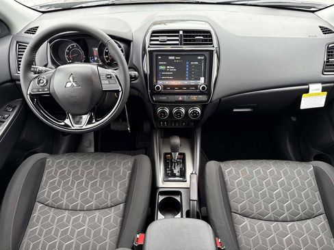 New 2026 Mitsubishi Outlander Sport LE AWD/4WD image 17