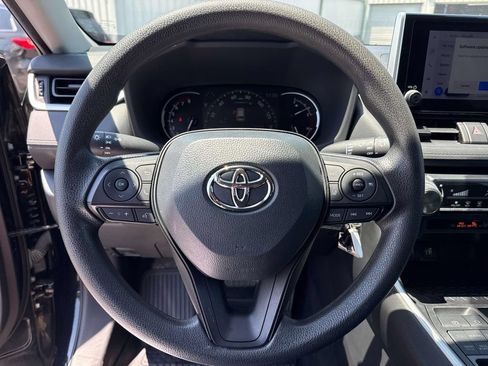 Used 2024 Toyota RAV4 LE AWD/4WD image 24