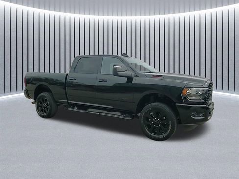 Used 2024 RAM 2500 Big Horn w/ Night Edition image 3