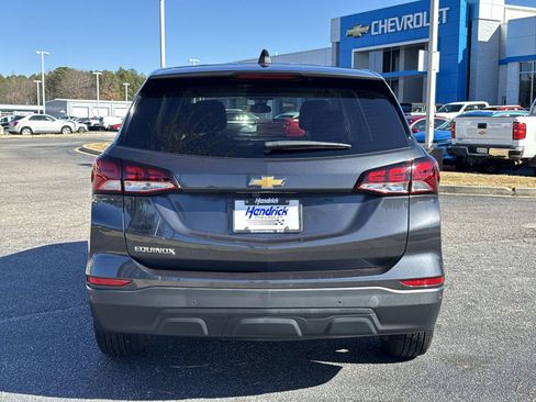 Used 2022 Chevrolet Equinox LS w/ LS Convenience Package image 17