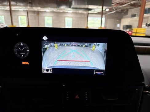 Used 2022 Lexus ES 350 w/ Premium Package FWD image 25