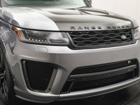 Used 2022 Land Rover Range Rover Sport SVR image 26