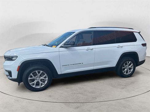 Used 2022 Jeep Grand Cherokee L Limited image 6