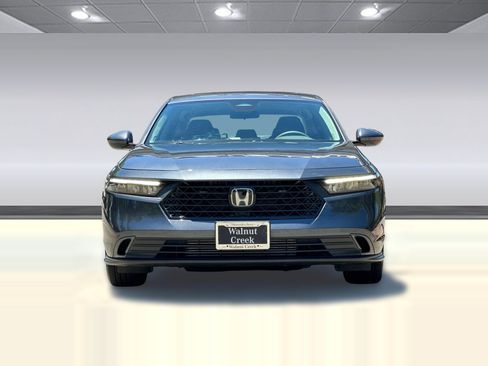 Used 2023 Honda Accord EX image 6